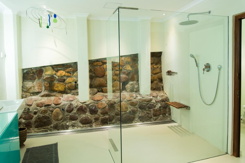 Kronendal Heritage Хаут Бей Екстериор снимка